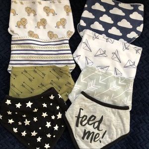 Eight Bandana Bibs